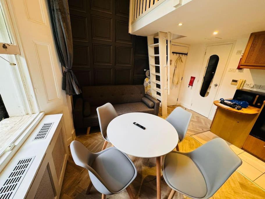 Trio'S Haven In Portebello Road Londra Dış mekan fotoğraf